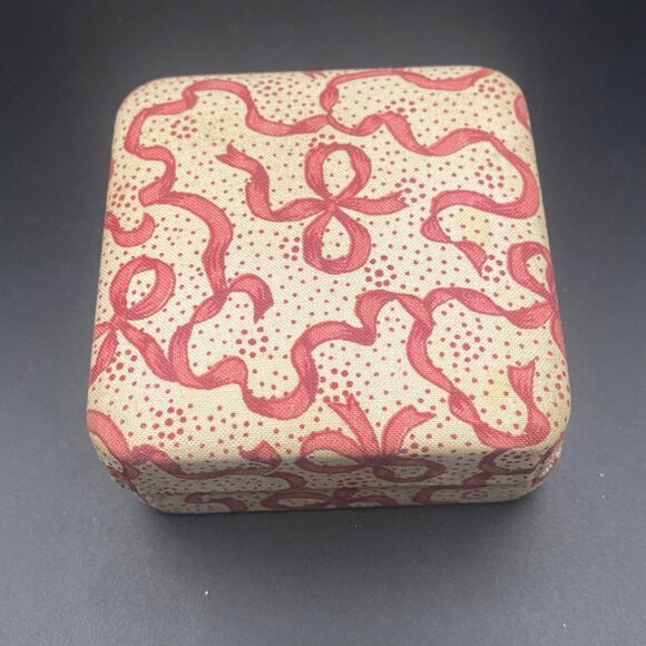 Vintage Marvella Heart Brooch Gold Tone Faux Pearl Rhinestone Pin Original Box - Picture 7 of 7